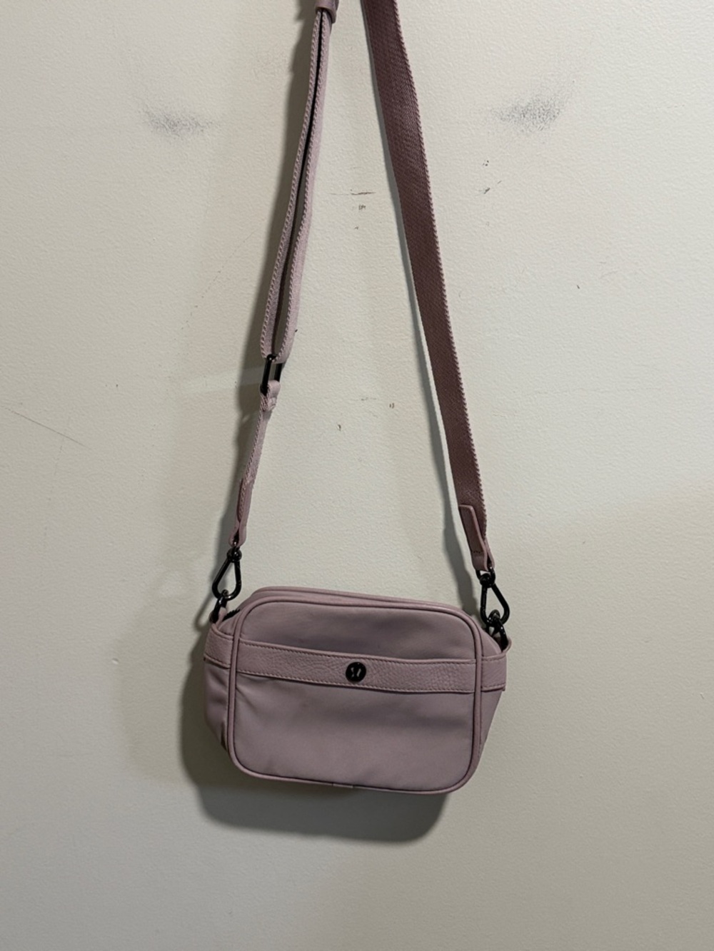 Lululemon Now & Always Crossbody bag